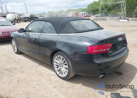2012 Audi A5 2.0T Premium z USA, uszkodzony, nr VIN WAULFAFH2CN000780